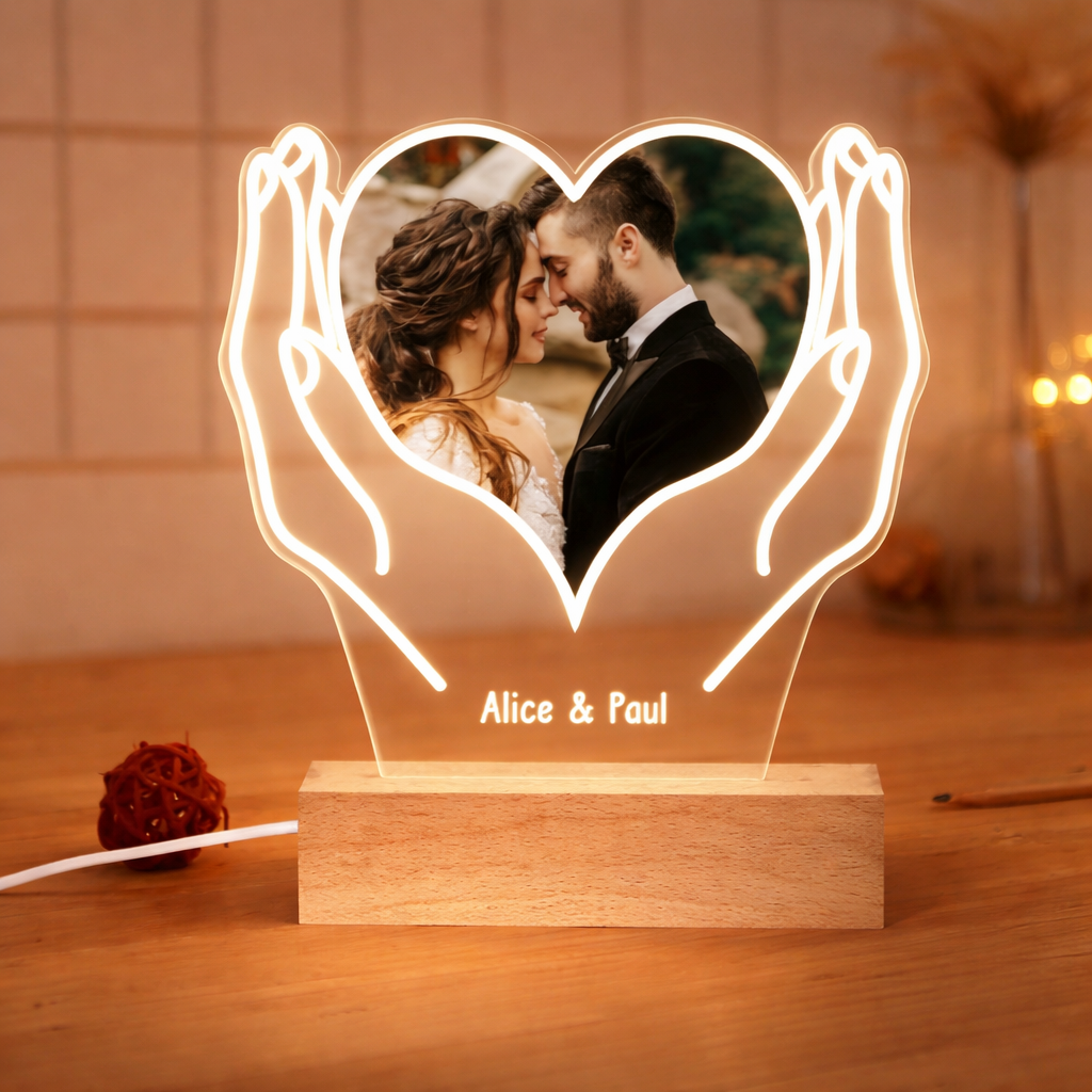 Lampe LED Personnalisée Mains & Cœur — Protégés par l’amour